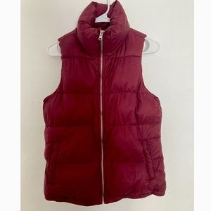 Old Navy Red Puffy Vest Size Small